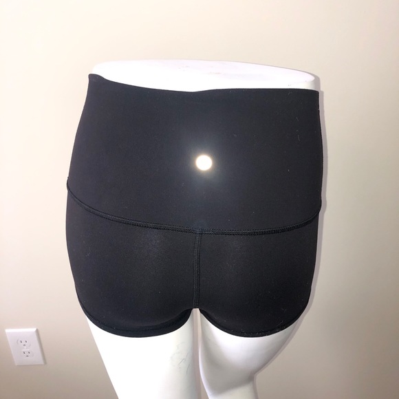 Lululemon Athletica Align Black Shorts - Picture 11 of 12
